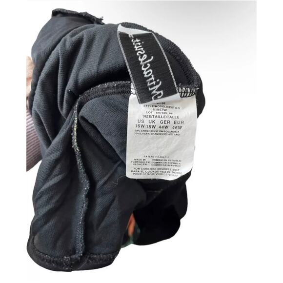 Miraclesuit Malibu Tankini Swim Top Tropical Tagged Size 16W Fits Medium Large - Picture 9 of 12